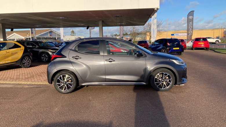 Toyota Yaris 1.5 Hybrid Design 5dr CVT Hybrid Hatchback